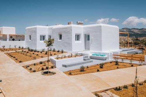Naxos Cabin | Xerolithos Natural Living