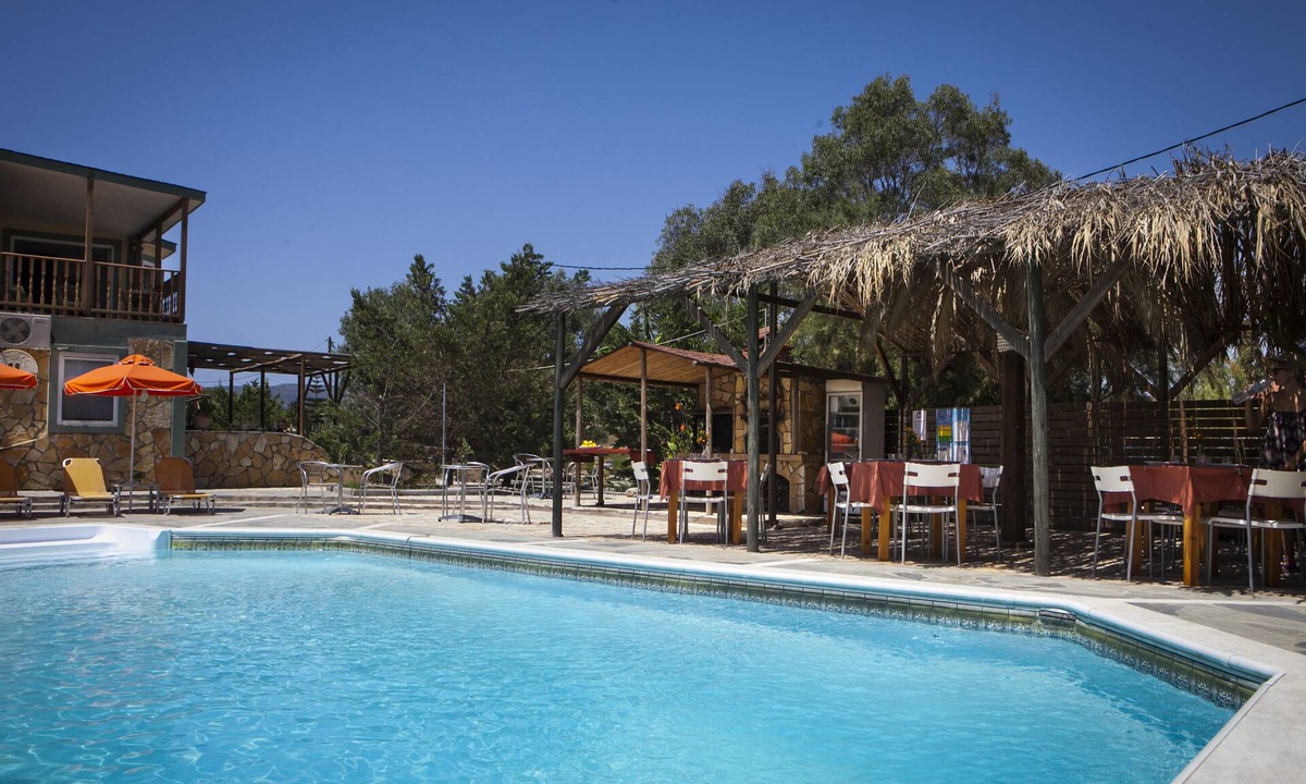 Paliki House | Zest @ Xi Beach