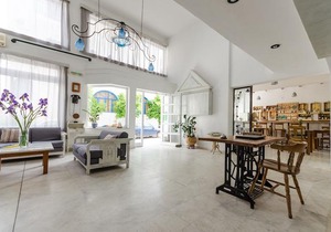 Happiness Apartments