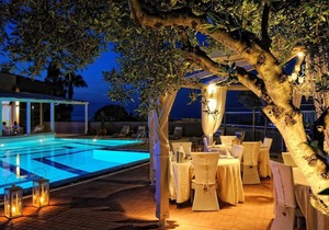 Villa A & H Villa