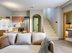H Villa | Agkisaras