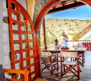 Holiday Plaka Persons Bedrooms 