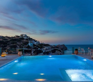 Holiday Agia Pelagia Persons Bedrooms 