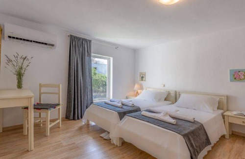 Hersonissos Centre Apartment | 50 m² Apartment ∙ 1 bedroom ∙ 4 guests