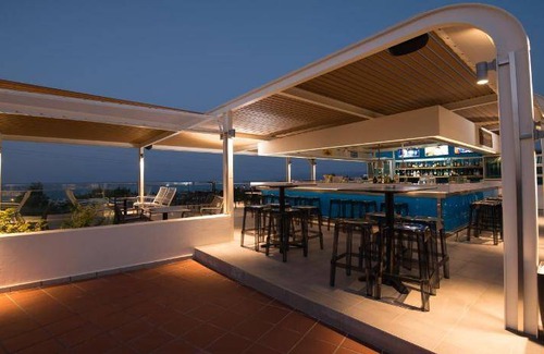Koutouloufari Resort | 80 m² Resort ∙ 3 bedrooms ∙ 127 guests