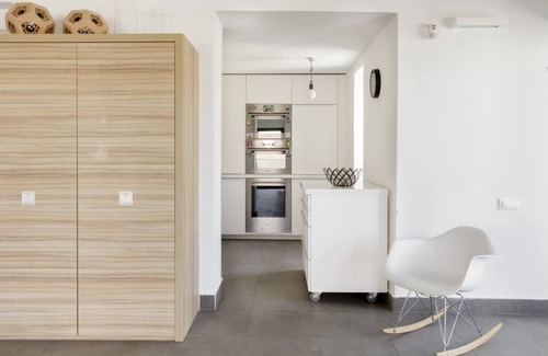 Old Hersonissos Apartment | Contemporary Maisonette Apartment with sea view roof top terrace