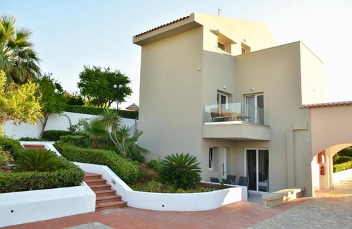 Anissaras Apartment | Golden Dream Apartments