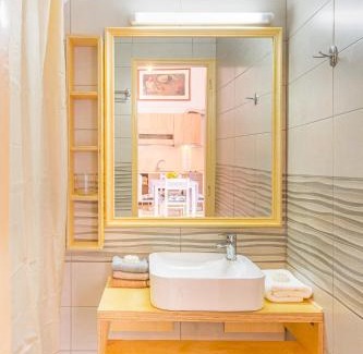Hersonissos Centre Apartment | Happiness Apartments
