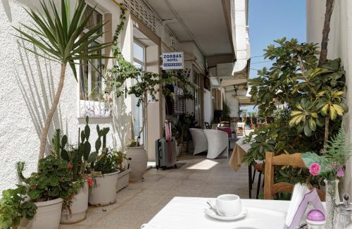 Limenas Chersonisou Hotel | Zorbas Hotel