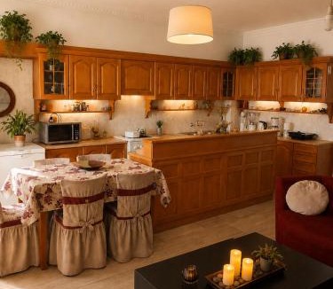 Voies Apartment | 'Εν πλώ Giouli's home