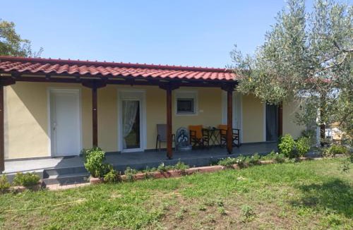 Thermaikos Ski Chalet | Κτήμα Ανάσες Ζωής- Ευγενία Σγούρα