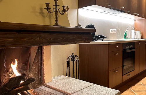 Arachova Apartment | Ξενώνας «Νοσταλγία», Αράχωβα