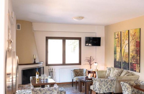 Livadia House | Παραδόσιακός Ξενώνας Το Κουτσούρι