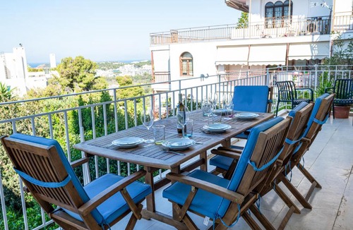 Vouliagmeni Apartment | Τerpsichoris Sea View Apartment