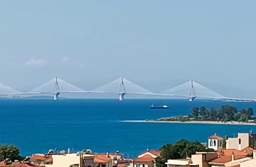 Nafpaktos Apartment | ΥπερΘΕΑ! στη ΝΑΥΠΑΚΤΟ!