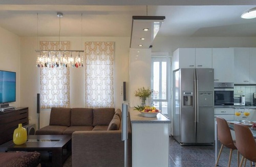 Heraklion House | 10-Guest Countryside Villa with Barbecue