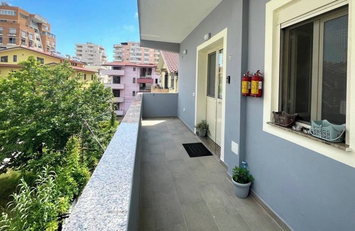 Durres Apartment | 2 Bed Apartment Sleeps 4 with Free Parking