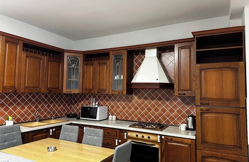 Tirana Apartment | 2-bedroom apartment in amazing Tiranë with AC and comfort