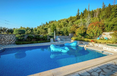 Agios Nikitas Villa | 2 exclusive pool luxury villas for 4p,views to the Ionian sea,3km from beaches