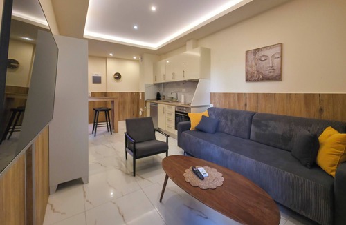 Katerini Apartment | 2 - Marina Apartment by SDR