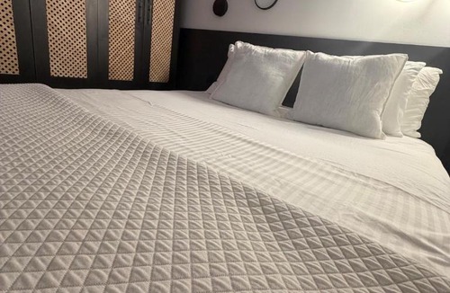 Alimos Apartment | 22 Boutique Stay Suite with Private Courtyard