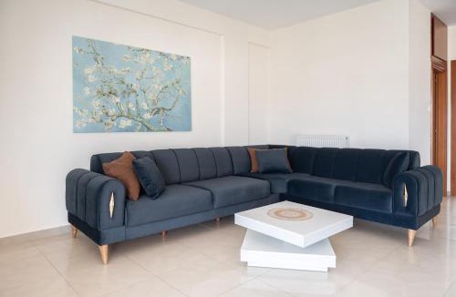 Alexandroupoli Apartment | 3 Bedroom Apartment, Easy Parking