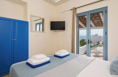 Stavros Villa | 3 Bedroom Luxury Villa with private pool