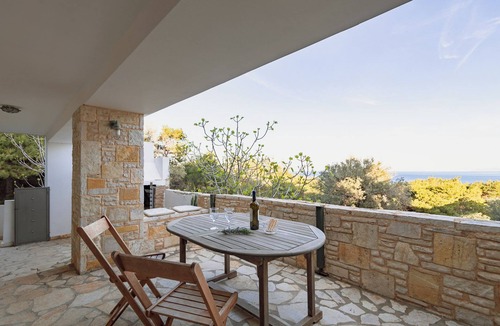 Kaki Thalassa Villa | 3-bedroom villa in peaceful Kaki Thalassa with privacy and comfort