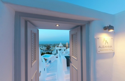 Fira Villa | 3 Bedroom Villa with Outdoor Hot Tub & Sea View, Aleanna Traditional Villa