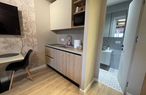 Tirana Apartment | 30 seconds to Skenderbeg Square Chic 1-Studio Apartment