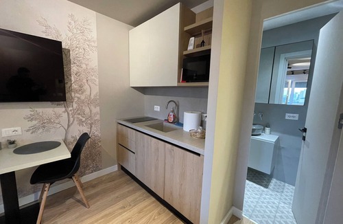 Tirana Apartment | 30 seconds to Skenderbeg Square Chic 1-Studio Apartment
