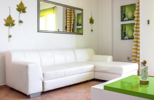 Shkembi i Kavajes Apartment | 320 Apartment Dielli