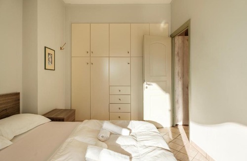 Patras Apartment | 3BD Apartment in the Center - Self check in
