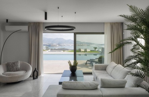 Ammoudara Villa | 4 Bedroom Luxury Villa