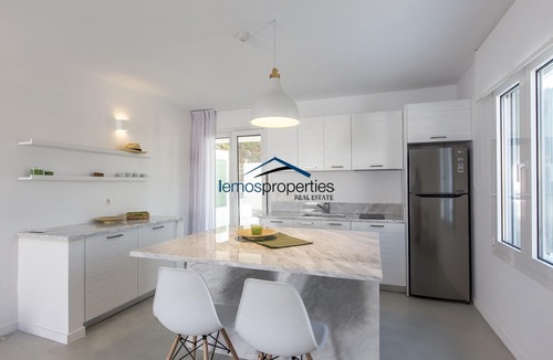 Koundouros House | 4 modern houses with a swimming pool & sea view, ideal for large groups