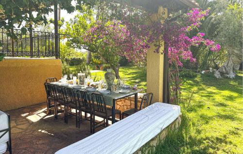 Astros House | 5 Bedroom Awesome Home In Astros Arkadia
