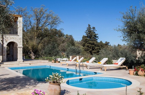 Vederi Villa | 5 bedroom Villa with Traditional Elements