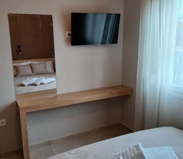 Kalyves Polygyrou Apartment | A & F Apartments - Fay's house