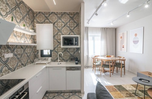 Old Quarter Apartment | A modern apartment in the center of discreet luxury and comfort 30m from the sea