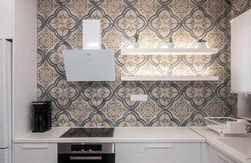 Old Quarter Apartment | A modern apartment in the center of discreet luxury and comfort 30m from the sea