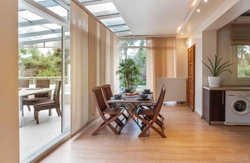 Sane Villa | A Private Haven: Hera with Secluded Pool and Garden