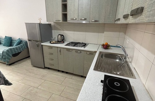 Vlore Apartment | A stone's throw from the sea cozy family apartment with terrace and kitchen