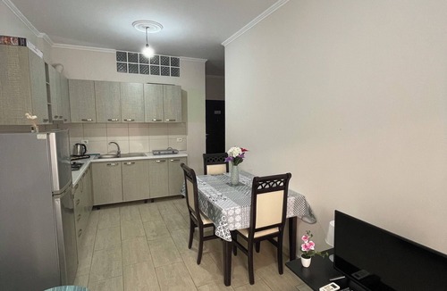 Vlore Apartment | A stone's throw from the sea cozy family apartment with terrace and kitchen