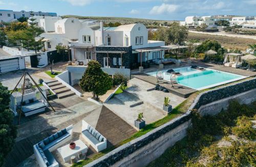 Fira Villa | A&V Sea View Villa