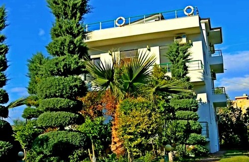 Durres Bed & Breakfast | A.VILA