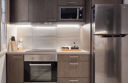 Makrigianni Apartment | Acropolis Grand Residence | Syggroy Av.12, Athens 11742, Bill & John Apartments & Villas