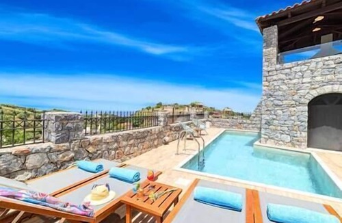 Kournas Villa | Acrothea Villa Heated Pool