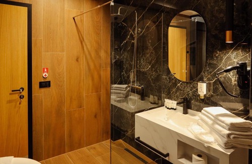Prizren Hotel | Adler Hotel