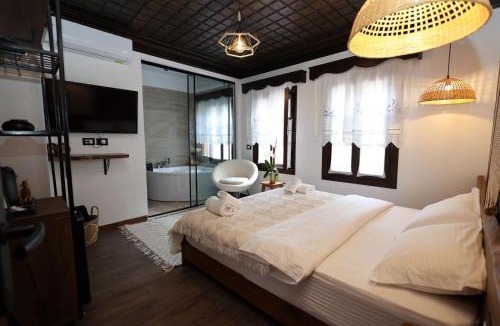 Berat Hotel | Ador Boutique Hotel