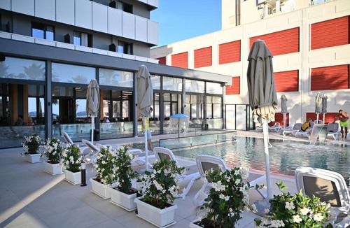 Shkembi i Kavajes Hotel | Adria Palace Hotel & SPA